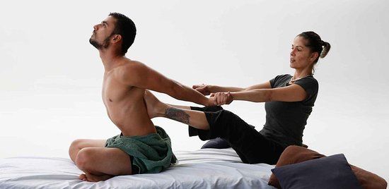 la terapia de masaje de yoga