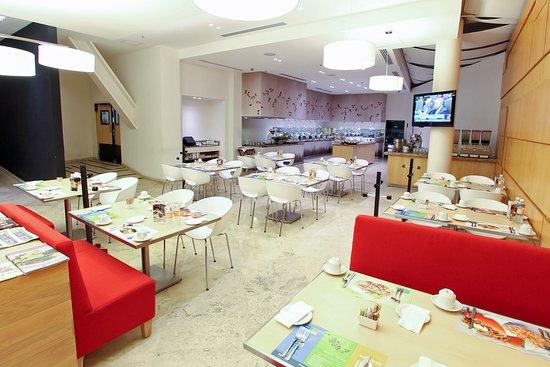 Fiesta Inn Insurgentes Viaducto Restaurant