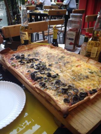 Pizza Amore